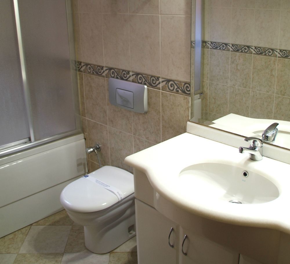 Ozilhan Hotel Ankara Bagian luar foto